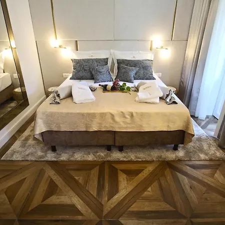 Garden Luxury Affittacamere 4*