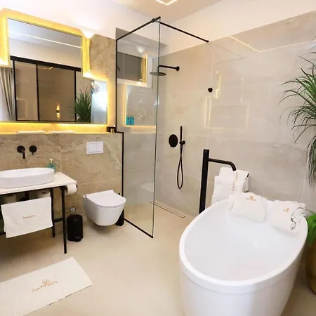 Guest house Garden Luxury