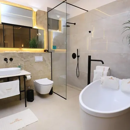 Гостевой дом Garden Luxury 4*