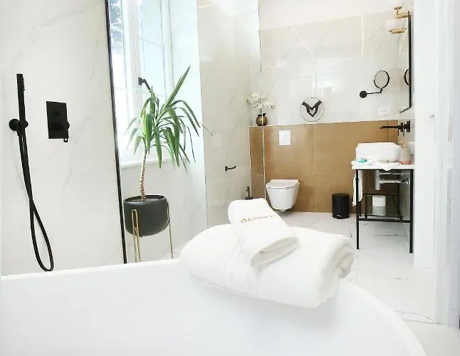 Garden Luxury 4* 스플리트