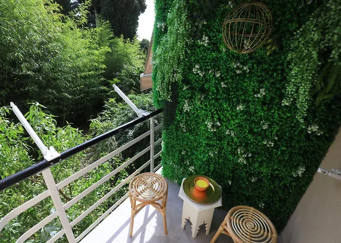 Garden Luxury 게스트하우스